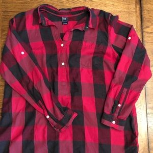 Gap Maternity Plaid Top